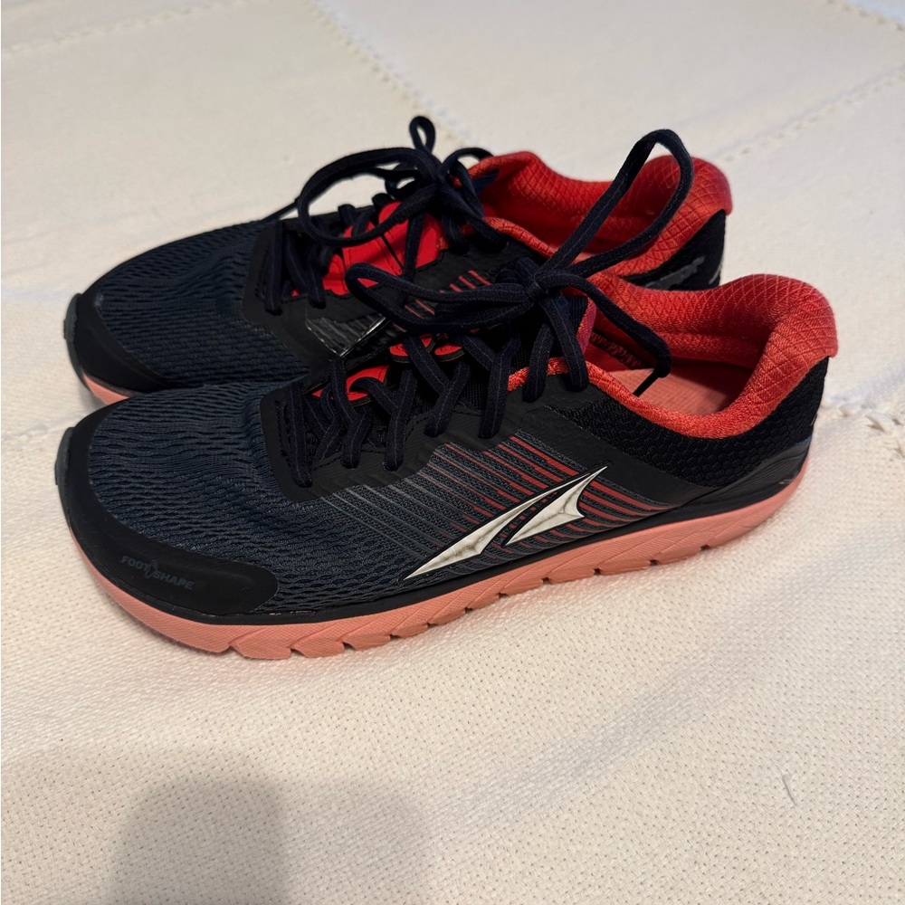 Altra Provision 4